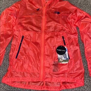 Raincoat/windbreaker